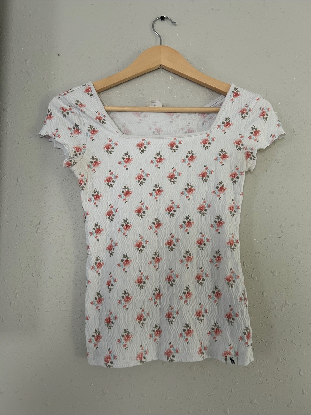 🦋 Abercrombie kids White Floral Short-Sleeve Ribbed Square-Neck Tee Stretch